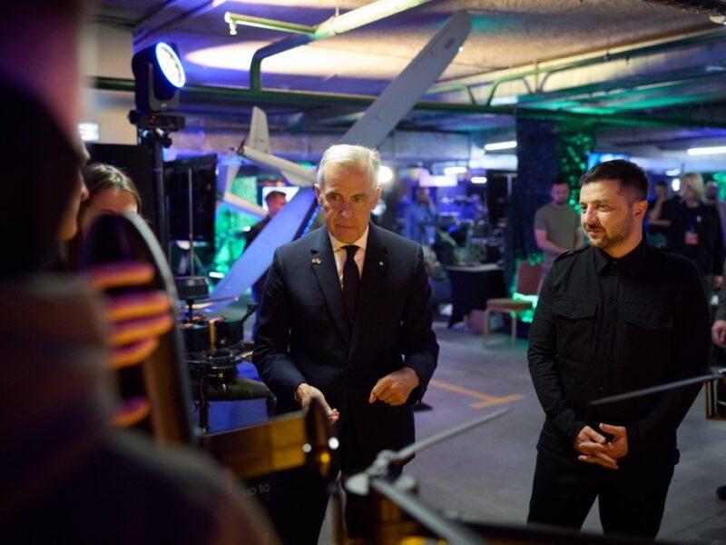 Карні оглянув новітні українські воєнні розробки