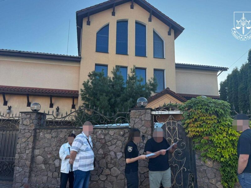 Керівника держпідприємства Плесо підозрюють у розтраті 1,7 млн грн