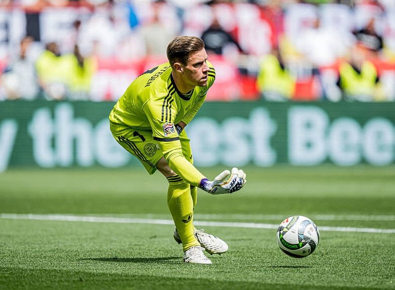 Керівництво Барселони планує покарати тер Штегена за непокору