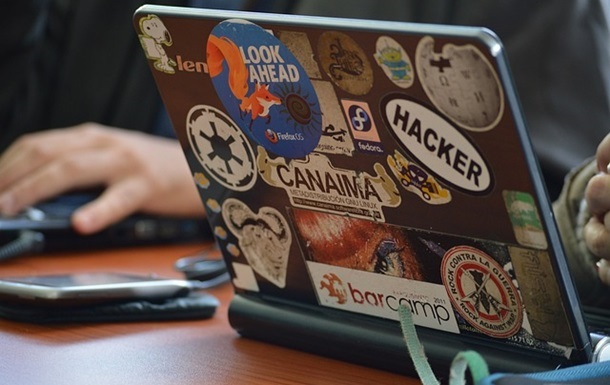 Хакери РФ шпигували за іноземними посольствами в Москві – Bloomberg