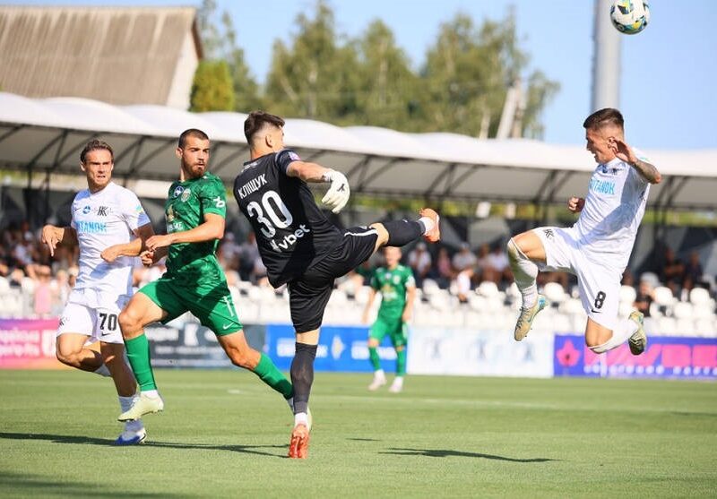 Колос не зміг відстояти перемогу в матчі з Карпатами