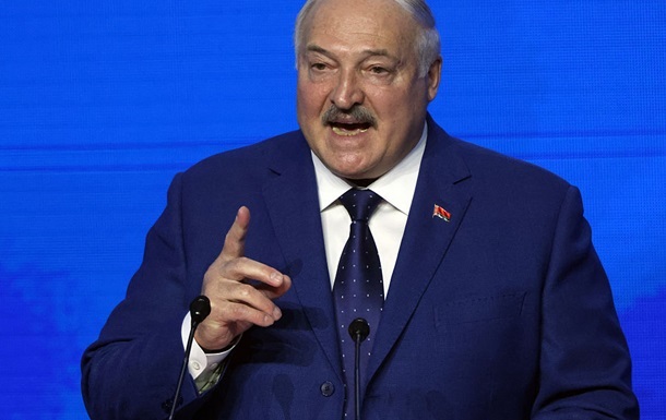 Лукашенко: Путіну пропонували вдарити по Банковій