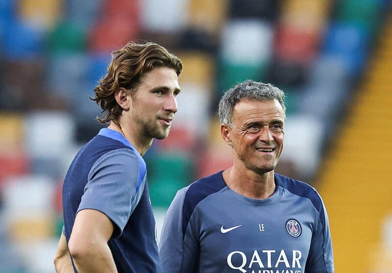 Луїс Енріке на користь Забарного формує склад на першу гру сезону