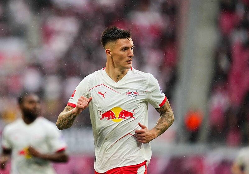 Манчестер Юнайтед підвищив ставку в боротьбі за лідера Бундесліги