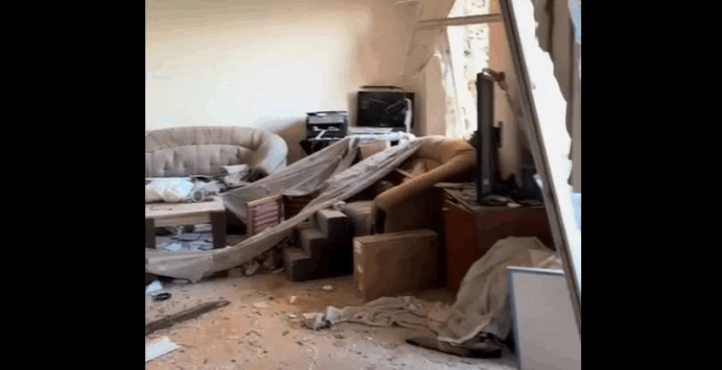 Момент прильоту по оселі у Києві потрапив на відео