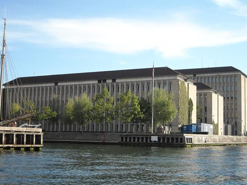 МЗС Данії викликало представника США через “секретну операцію” в Гренландії