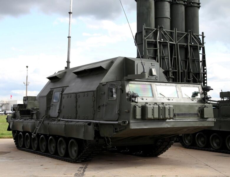 Нацгвардійці дронами знищили російський ЗРК С-300В