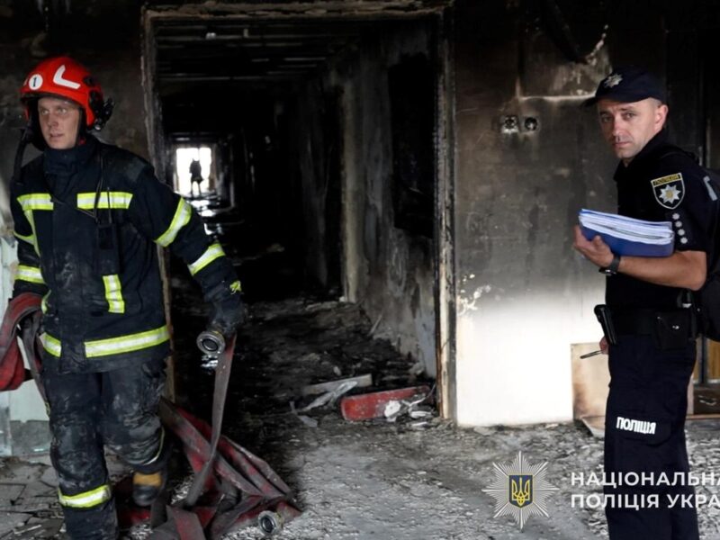 Названо причину пожежі у готелі Львова