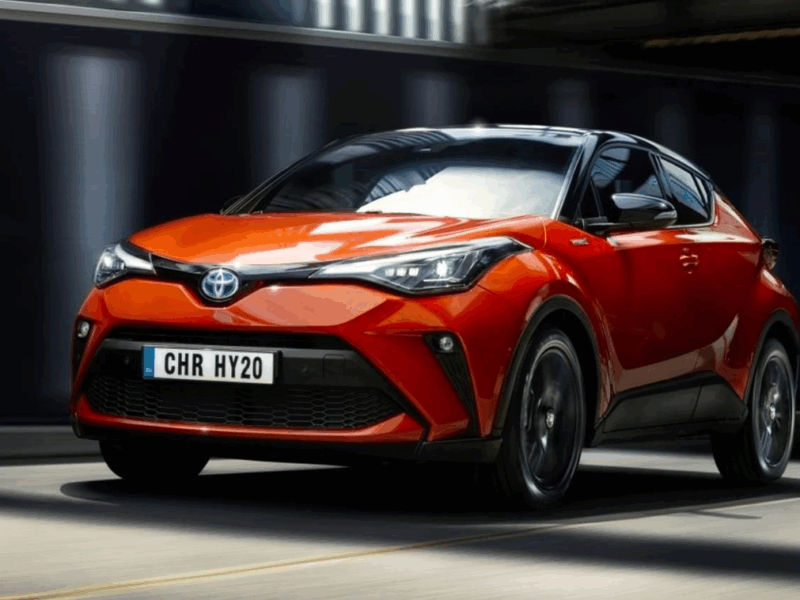 Названо ТОП-10 автомобілів, які українці купили в салонах у липні