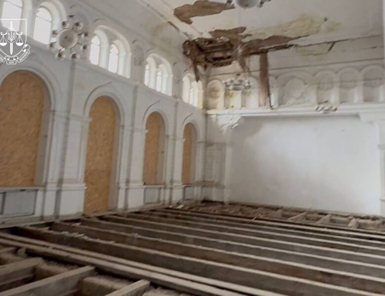 Посадовець заволодів 28,4 млн грн під час реставрації музею у Херсоні