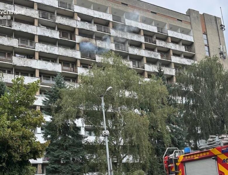 Пожежа у готелі Львова: стало відомо про постраждалих