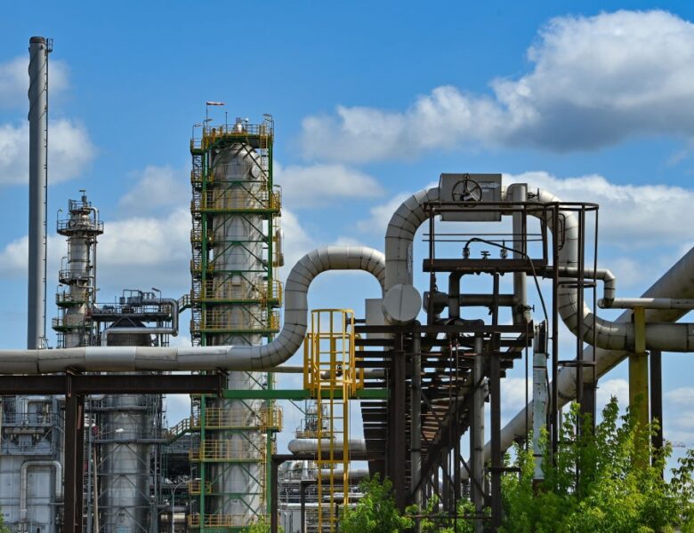 Примус до Дружби. Новий конфлікт з Угорщиною