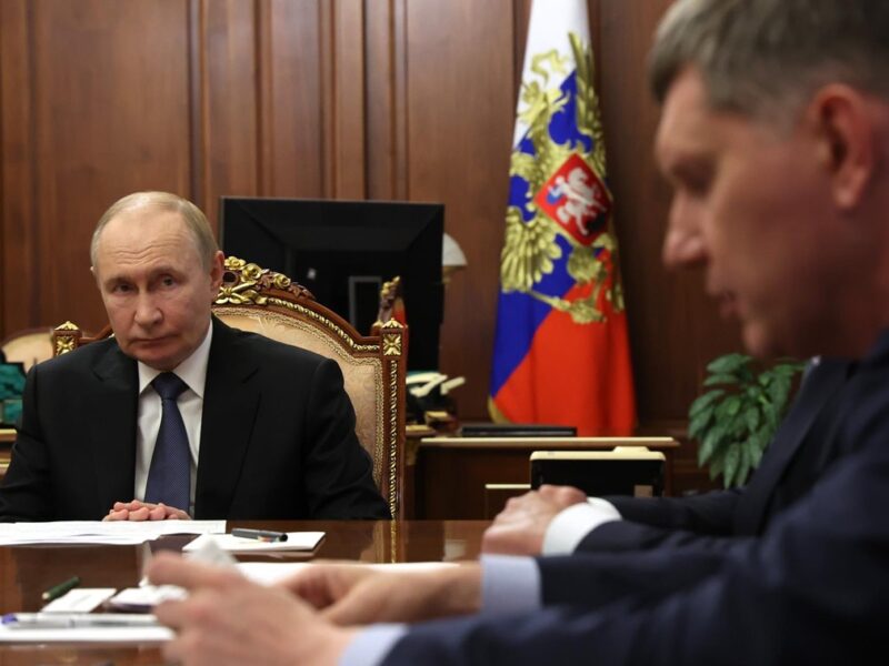 Путіну озвучили невтішні прогнози щодо економіки РФ