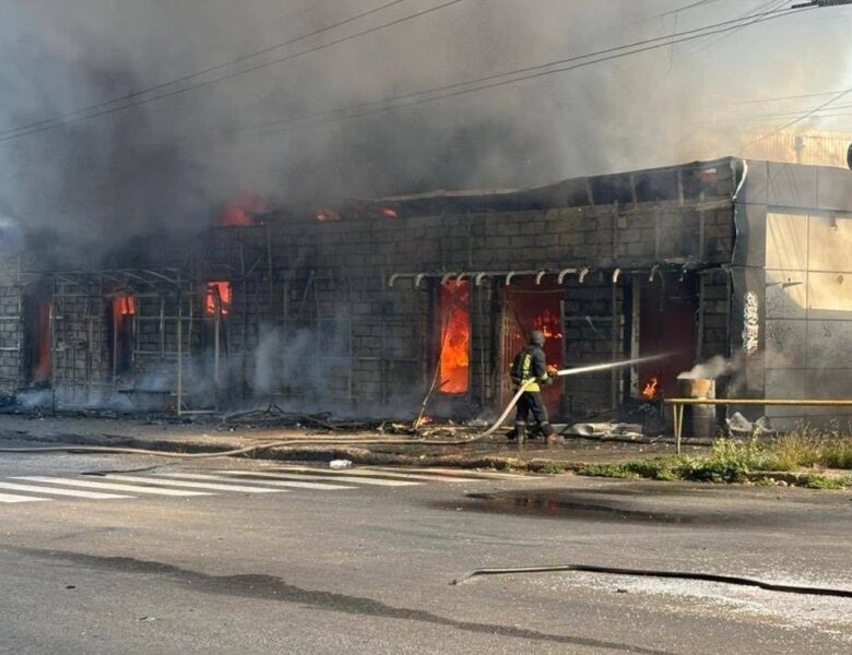 РФ ударила ракетою по Запоріжжю: шість поранених