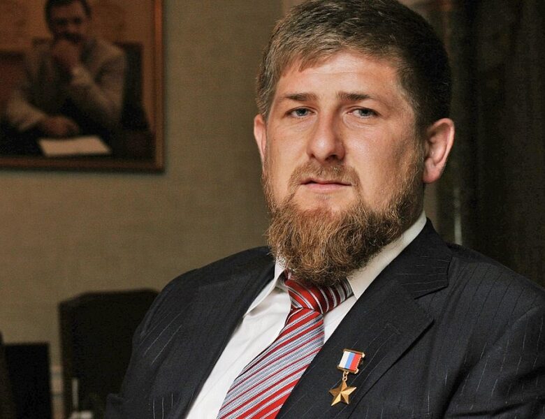 Родина Кадирова сама собі вручила понад 80 нагород