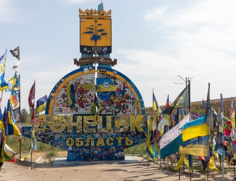 Росія дезінформує країни Заходу щодо Донбасу – ЦПД