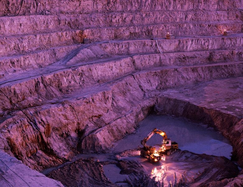 Росія навчить північнокорейських геологів шукати уран