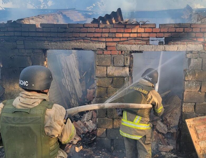 Росія вдарила ракетами по Дніпру, є поранені