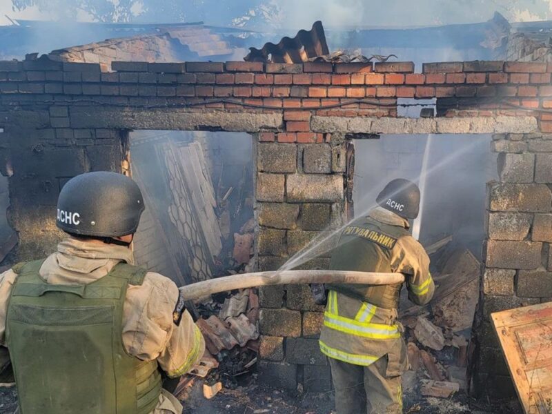 Росія вдарила ракетами по Дніпру, є поранені