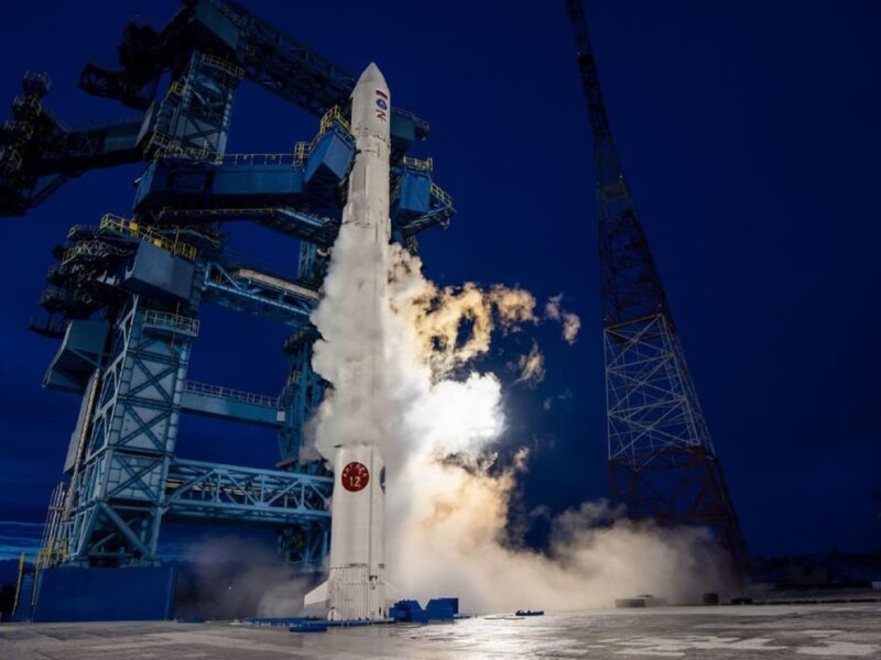 Росія запустила військові супутники на орбіту