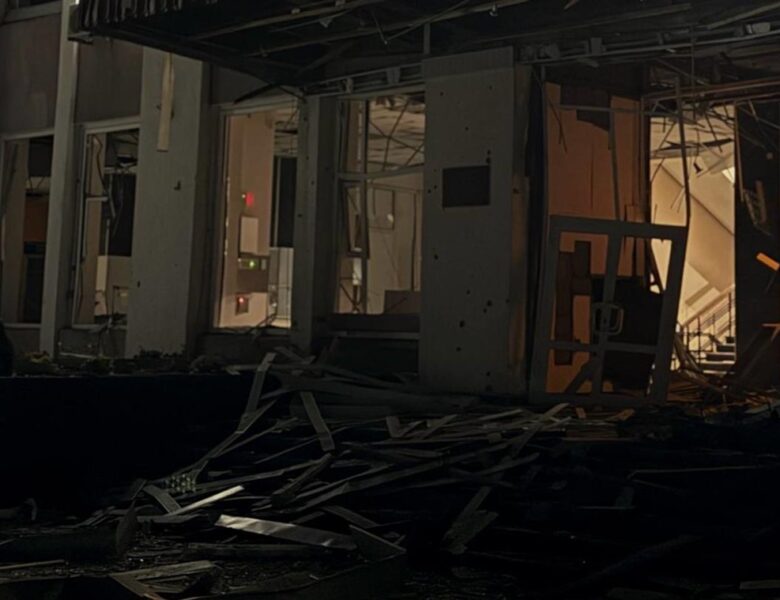 Росіяни вдарили балістикою по Сумах