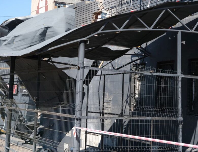 Росіяни вдарили по Новій пошті у Краматорську