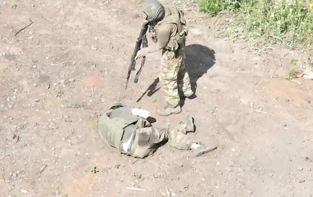 Російські “елітні” солдати заробляли на “бойових” пораненнях – росЗМІ