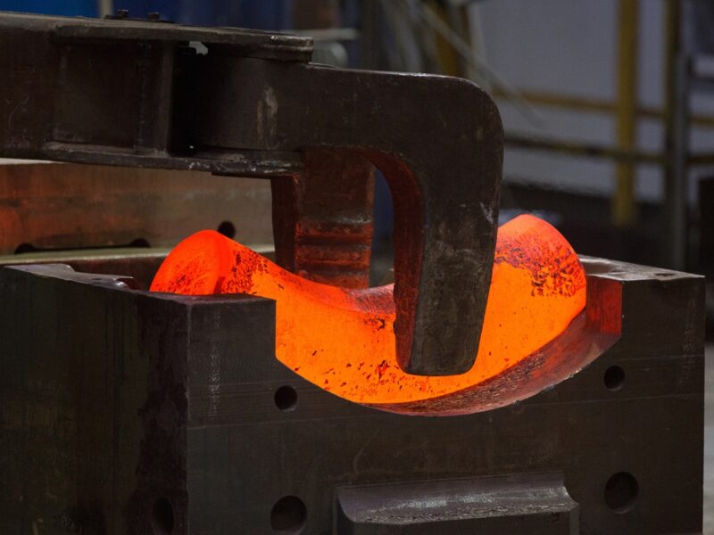 Швейцарія арештувала рахунки найбільшого виробника титану в РФ