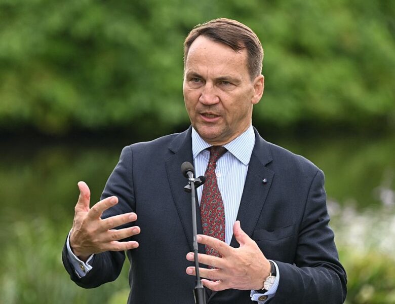 Сікорський анонсував нові оборонні пакети Україні