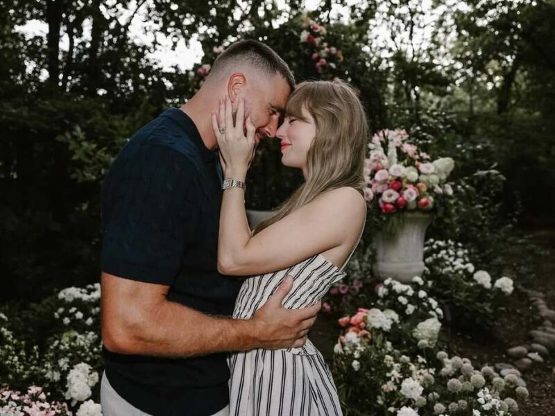 Тейлор Свіфт і Тревіс Келсі оголосили про заручини