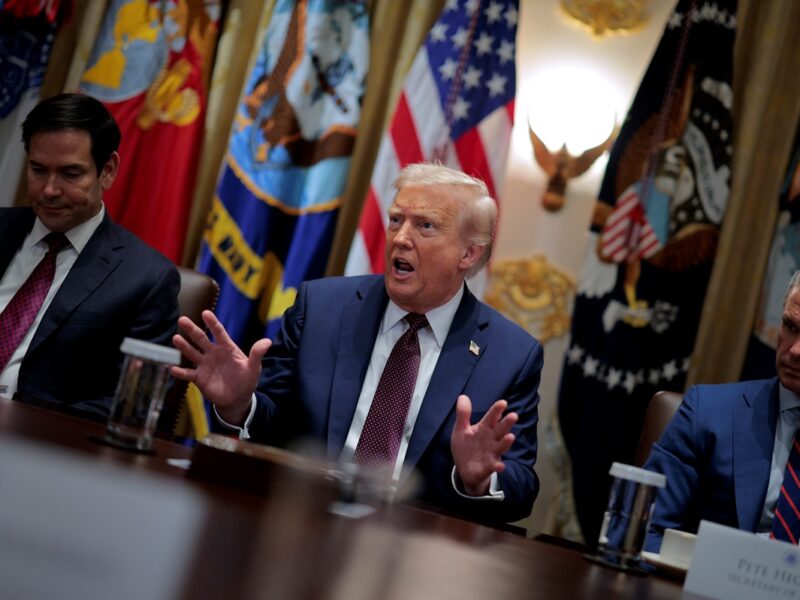 Трамп назвав “нісенітницями” заяви РФ щодо “нелегітимності” Зеленського