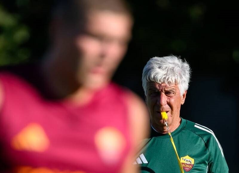 Тренер Роми не став докоряти Довбику, відзначивши його позитивні якості