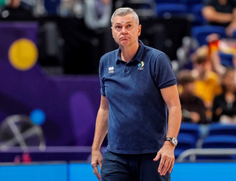 Тренер збірної України з баскетболу кипить душею до краю за неявку гравців