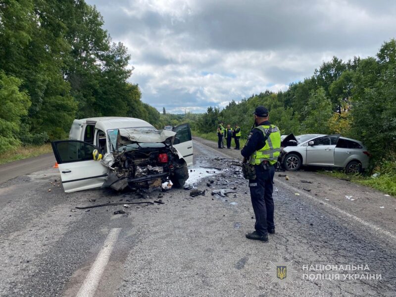 У ДТП на Сумщині загинули двоє людей