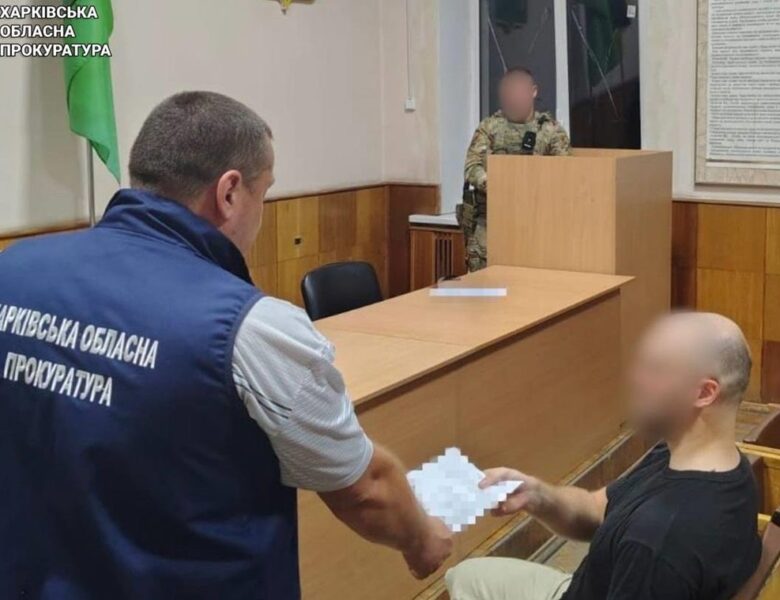 У Харкові чоловік напав з ножем на поліцейського і працівників ТЦК