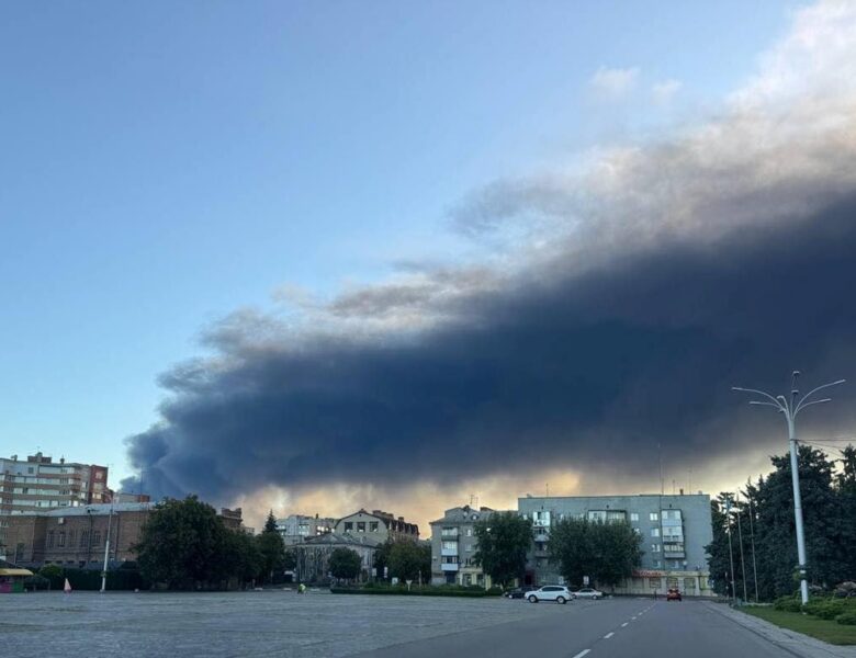 У Кременчуці знаходять касетні боєприпаси після атаки РФ