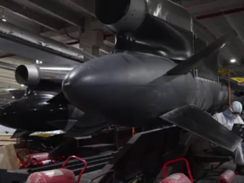 У мережі показали виробництво ракет Фламінго