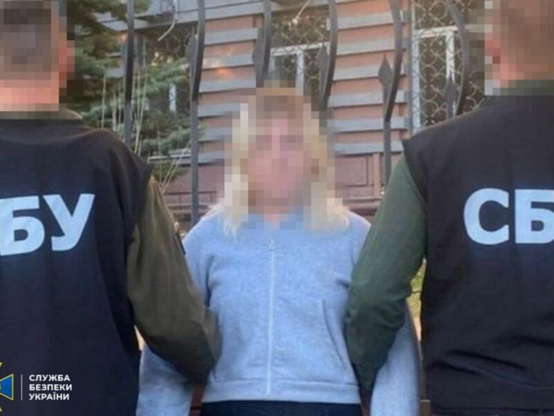 У Павлограді і Хмельницькому попередили теракти проти військових