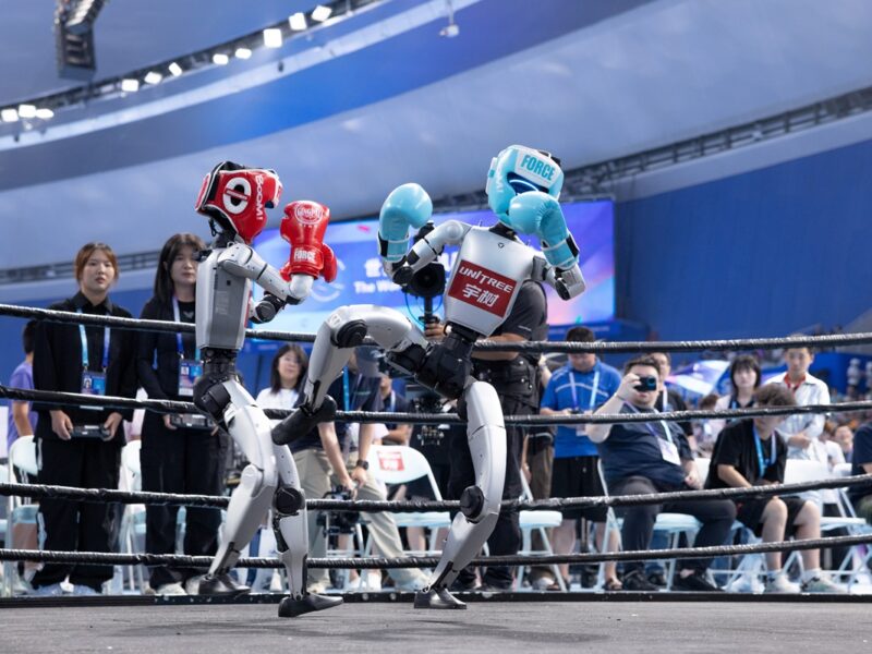 У Пекіні стартували перші Олімпійські ігри для людиноподібних роботів