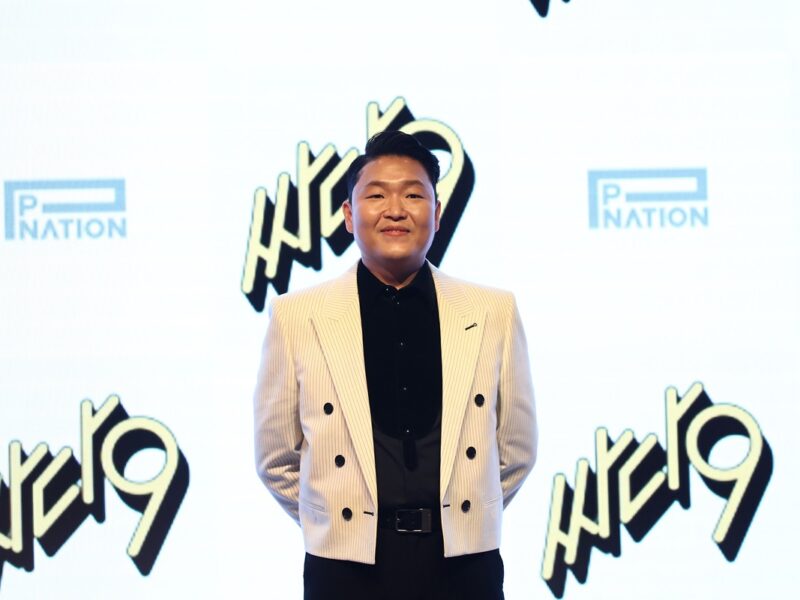 У Південній Кореї розслідують можливі порушення закону репером Psy