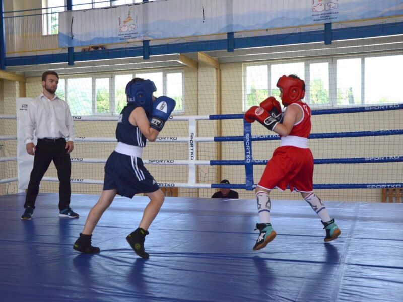 У Прикарпатті пройшов турнір з боксу, присвячений пам’яті захисників країни