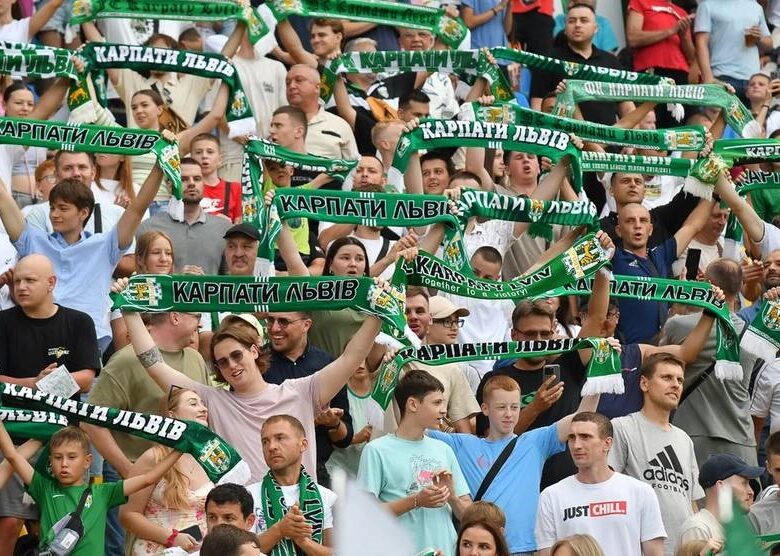 Уболівальники Карпат можуть вплинути на вибір гравця на матч із Пенуелем