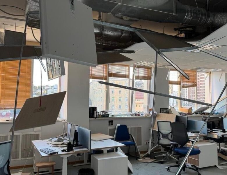 Удар по Києву: пошкоджено Представництво ЄС в Україні