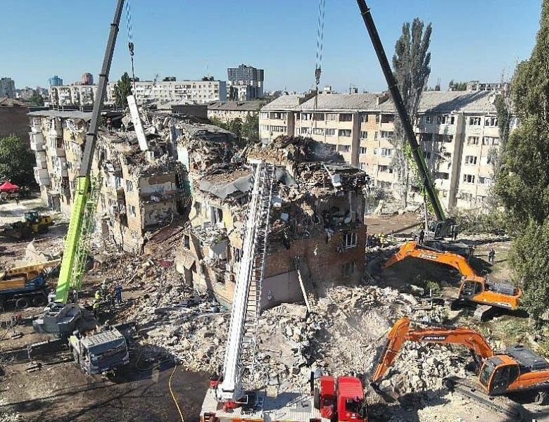 Удар Росії по Києву: пошукові роботи завершено