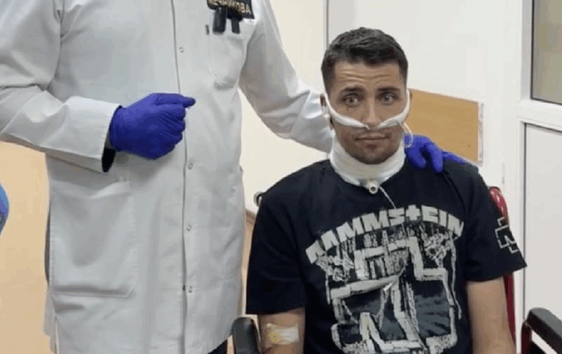 Український воїн з перерізаним горлом п’ять днів добирався до позицій ЗСУ