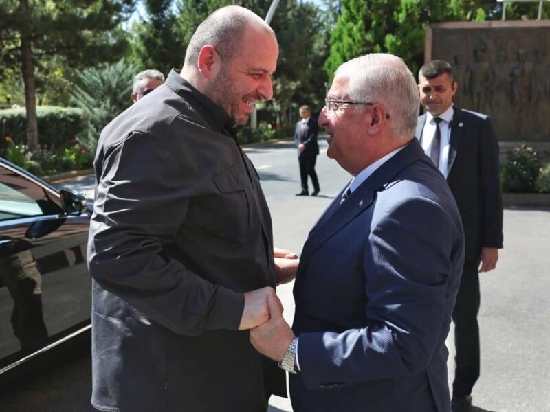 Умєров проводить переговори у Туреччині