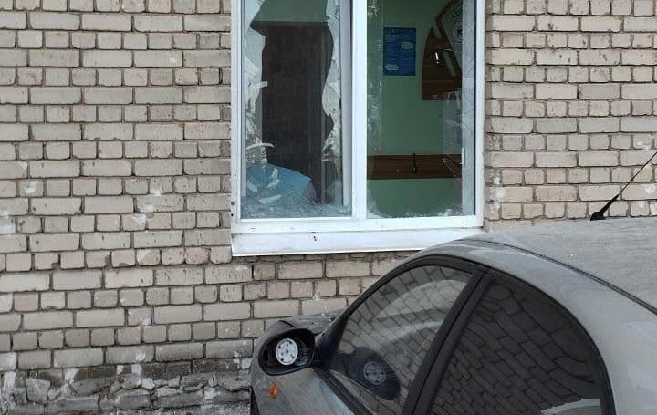 В Херсоні російські дрони атакували медзаклад