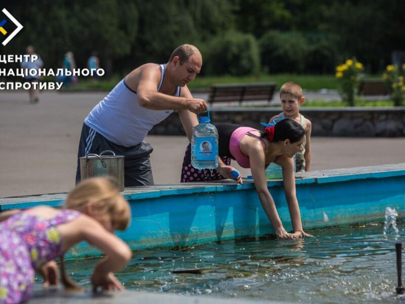В окупованих районах Донбасу різко зросли ціни на воду – ЦНС