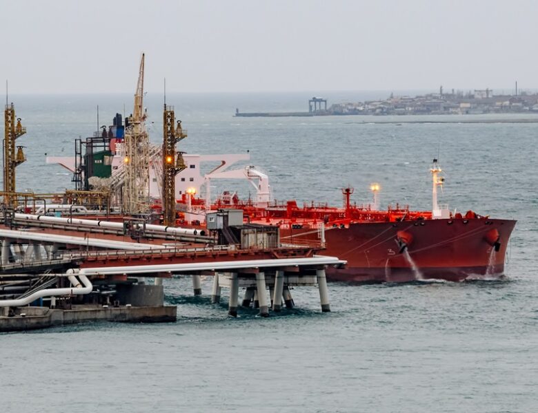 В’єтнам почав закупляти в Росії нафтохімічну сировину