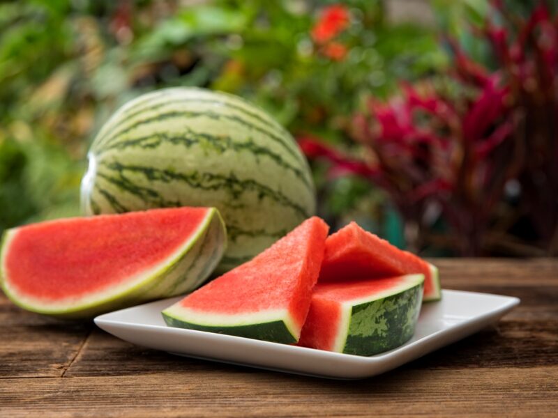 В Україні продовжують дешевшати кавуни